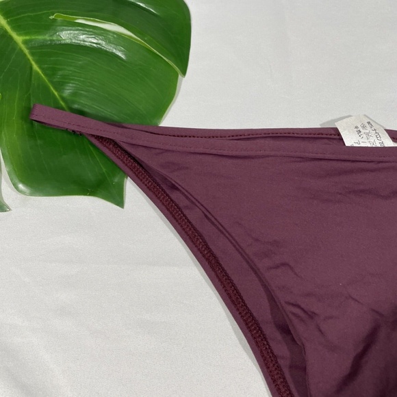 NEW‎ TAVIK [ Large ] Antic Moderate Bikini Bottom in Merlot - Picture 5 of 11